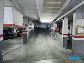 Garaje en venta en Centre en Ripollet