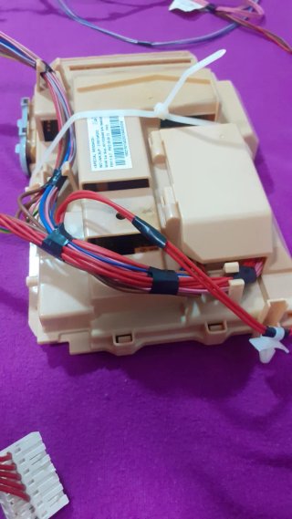 PLACA DE CONTROL LAVADORA WHIRLPOOL BI WMWG 71284E