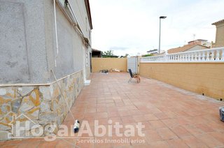 Casa adosada en venta en Rabasa en Alicante