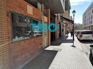 Local comercial en alquiler en Fuentecillas - Universidades en Burgos