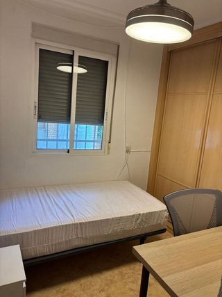 Piso en alquiler en Tres Huertas - El Torrejón - El Cerezo en Sevilla