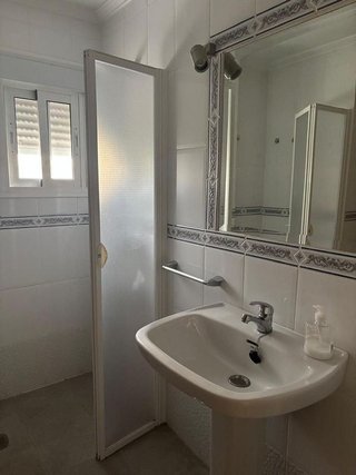 Piso en alquiler en Tres Huertas - El Torrejón - El Cerezo en Sevilla
