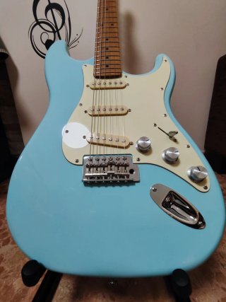 Guitarra JET JS300-BL-SSS Sonic Blue