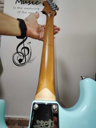 Guitarra JET JS300-BL-SSS Sonic Blue
