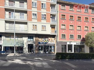 Local comercial en venta en Milagrosa en Pamplona