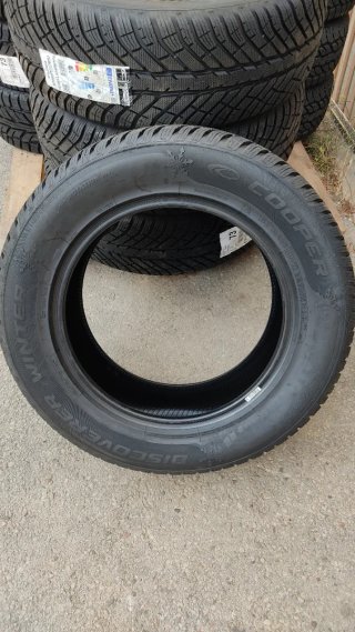 Neumático Cooper Discoverer Winter 255/60R18