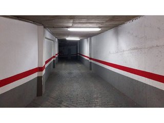 Garaje en venta en Hermanos Falcó - Sepulcro Bolera en Albacete