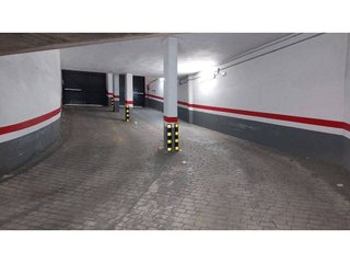 Garaje en venta en Hermanos Falcó - Sepulcro Bolera en Albacete