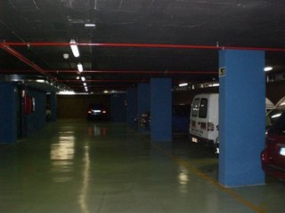 Garaje en alquiler en La Nova Esquerra de l'Eixample en Barcelona
