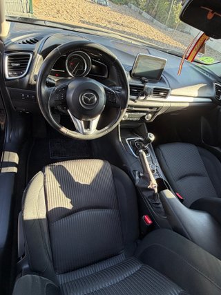 Mazda 3 2.2 Skyactiv-D 150CV Luxury Safety + Naveg