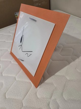 Lámpara colgante naranja y cromada