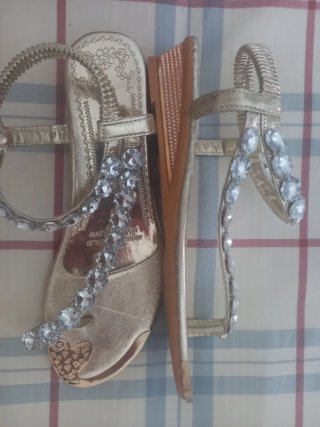Sandalias Brillantes Talla 38 Doradas