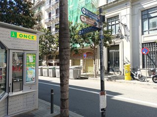 Local comercial en alquiler en Vila de Gràcia en Barcelona
