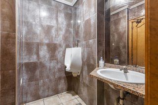 Local comercial en venta en Ensanche en Pamplona