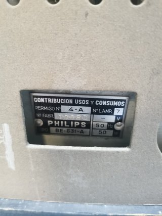 Antigua Radio de Válvulas PHILIPS BE-631-A con transformador, funcionando