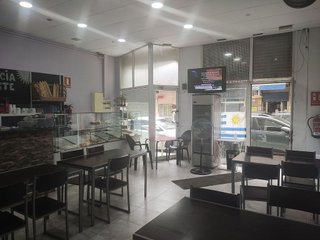 Local comercial en alquiler en El Castell-Poble Vell en Castelldefels