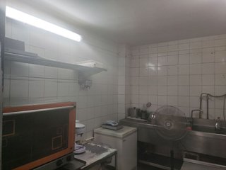 Local comercial en alquiler en El Castell-Poble Vell en Castelldefels