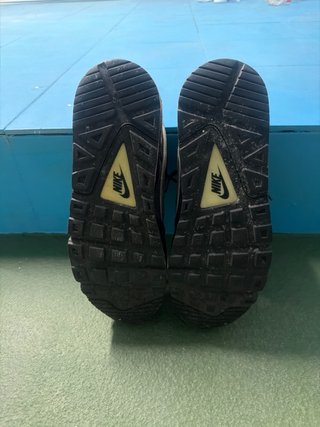 Zapatillas Nike Air Max Negras y Grises