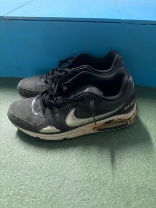 Zapatillas Nike Air Max Negras y Grises