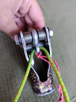 Descensor Shunt Petzl