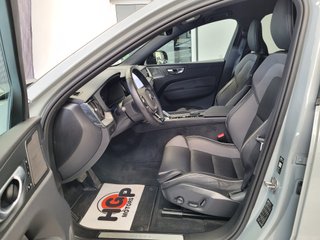 Volvo XC60 2.0 B5 G AWD Plus Dark Auto