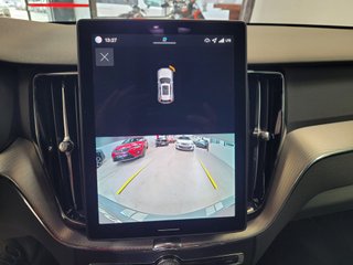 Volvo XC60 2.0 B5 G AWD Plus Dark Auto