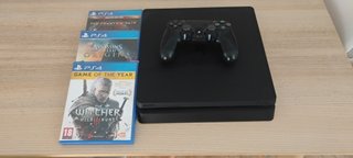 PS4 (Playstation 4) Negra + 3 Juegos