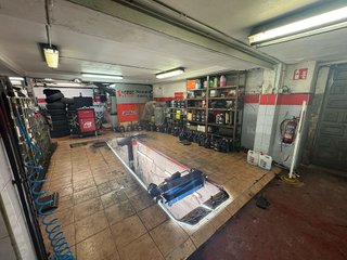 Local comercial en venta en Laviada en Gijón
