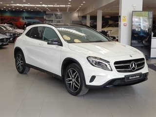 Mercedes-Benz GLA 200-2016