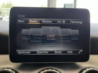 Mercedes-Benz GLA 200-2016
