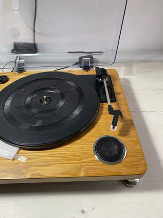 Tocadiscos Madera y Negro