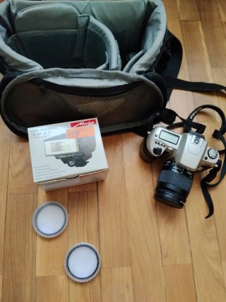 Kit Fotografía: Cámara Nikon, Trípode Slik, Bolsa