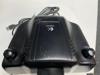 Volante Logitech G27 + Cambio