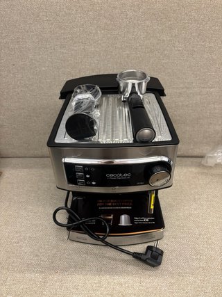 Cafetera Espresso Cecotec Power Espresso 20
