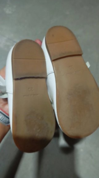 Zapatos de bebé blancos para ceremonia.talla 20