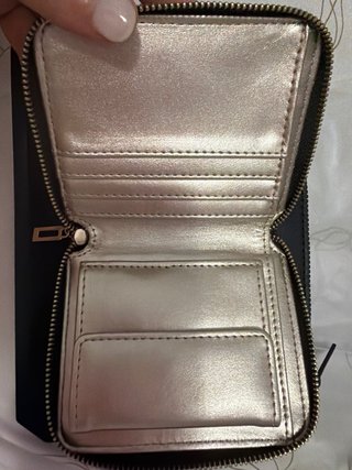 Cartera Guess Marrón y Dorada