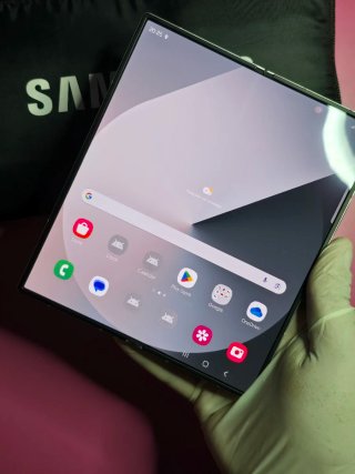 Samsung Galaxy Z Fold 6