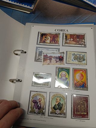 coleccion, SELLOS DEL MUNDO. 8 ARCHIVADORES con fichas y sellos de cada pais, COMPLETA. ORBIS FABBRI