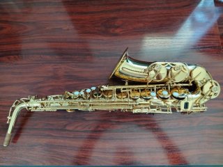 Saxofón Alto Júpiter 769-767