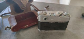 Funda de cámara antigua de cuero