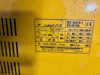 Soldadora Inverter M.T.S. 900 - 160A + Maletín