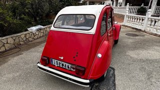 Citroën 2CV Rojo