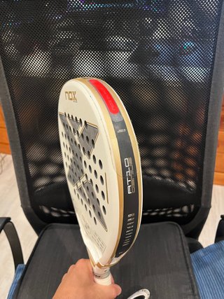 Pala NOX AT10 Genius 12K Xtrem 2026 A. Tapia