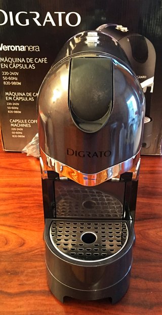 Cafetera Digrato Veronanera Cápsulas
