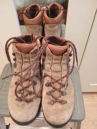 Botas montaña talla 43