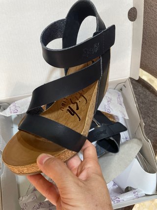 Sandalias Blonde Cuña Talla 34 Negras