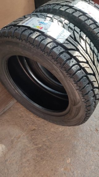 Neumático Cooper 235/55R17 103T XL