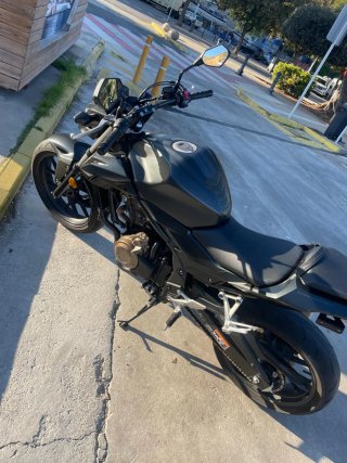 Honda CB 500F Negra