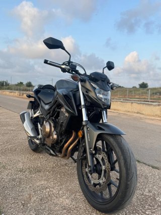Honda CB 500F Negra