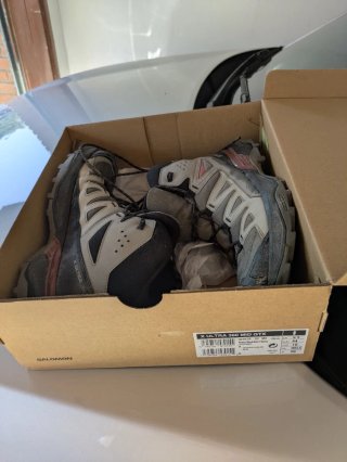 Scarponi Trekking Salomon X Ultra 360 Mid GTX